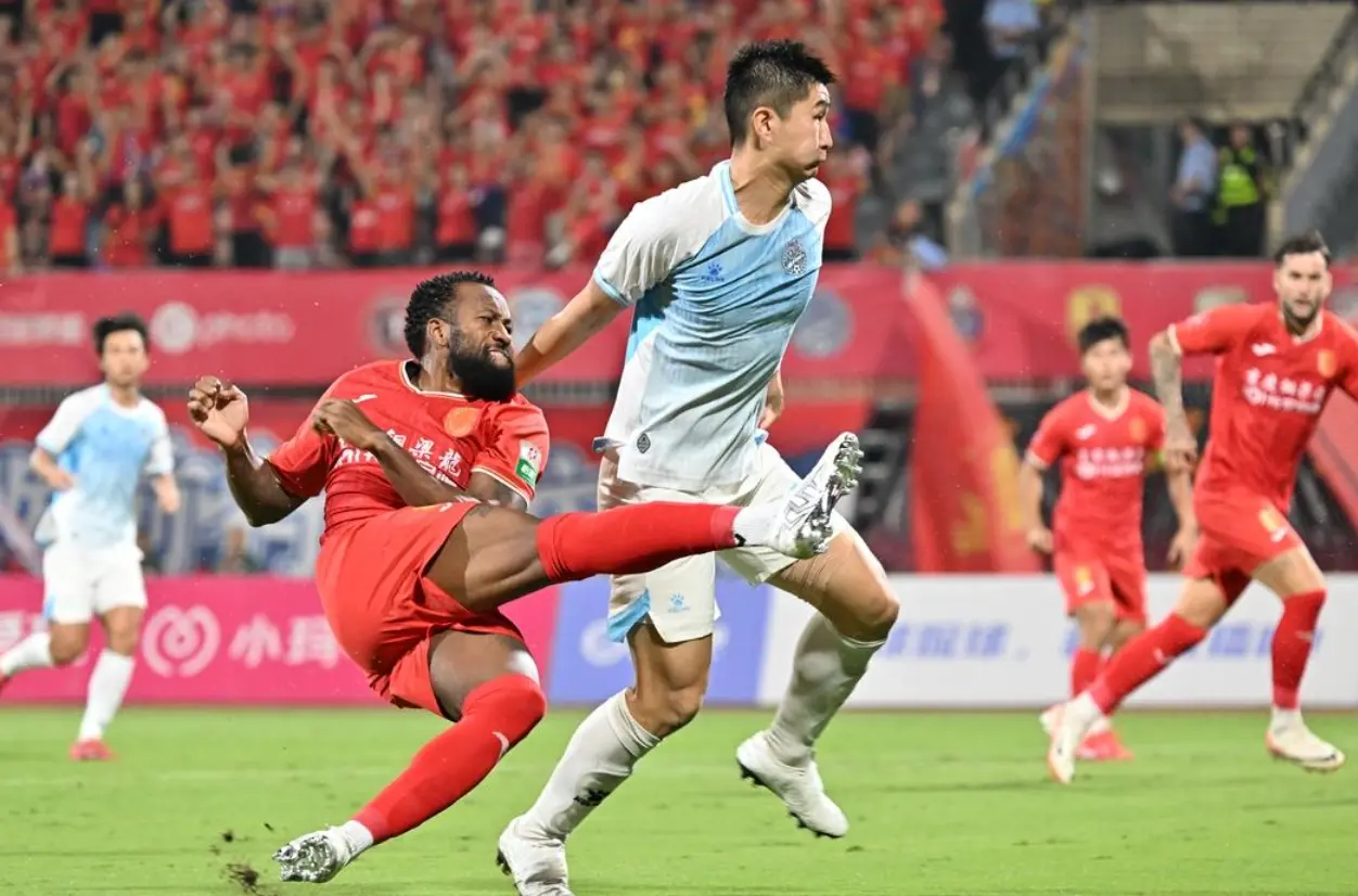 后卫首发出, 重庆铜梁龙